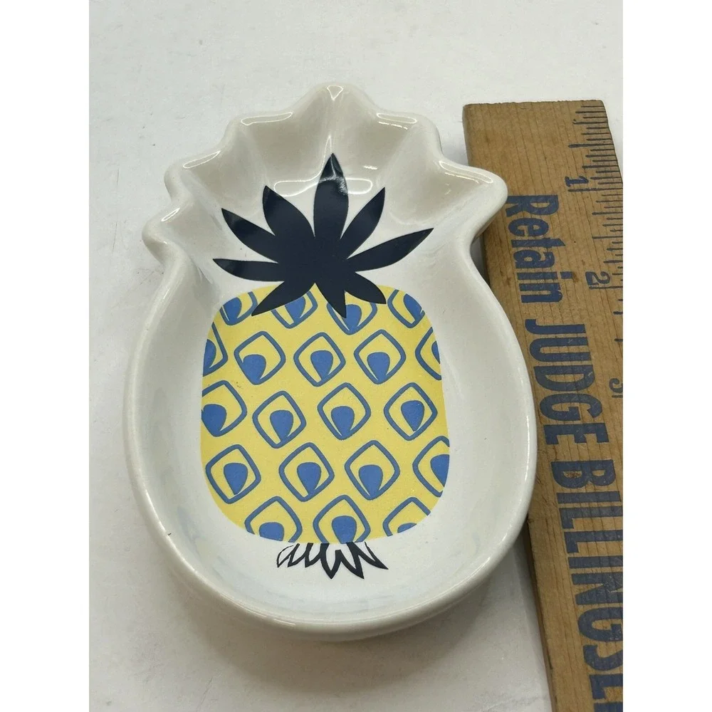 Thirty-One Pineapple Trinket Dish Jewelry Keepsake Tray Vanity Fruit Yellow